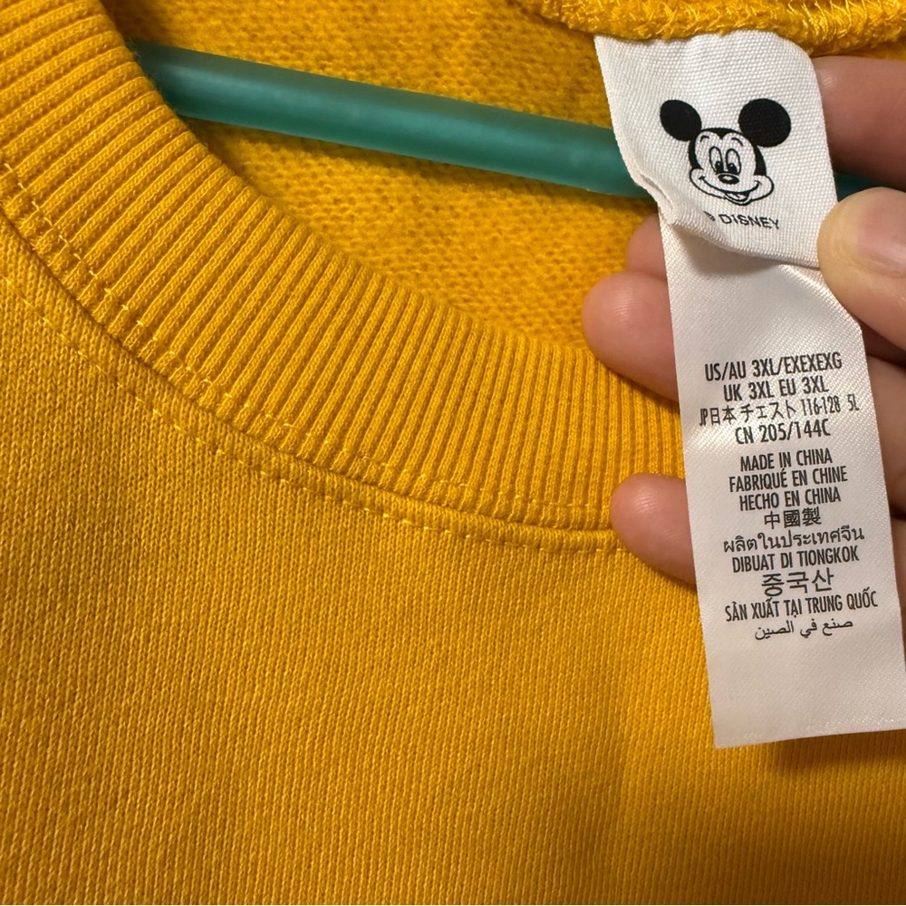 Disney Micky Mouse Crew Neck Sweatshirt Micky Mouse Graphic Yellow Size 3XL NWT - Picture 3 of 5